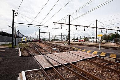 《龙姬混～日子 LOVE+PLUS》登陆Steam 支持繁中